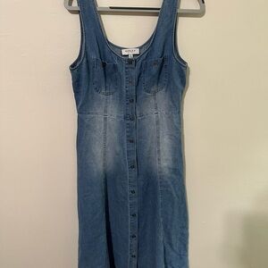 Gilli Denim Button-Front Midi Dress